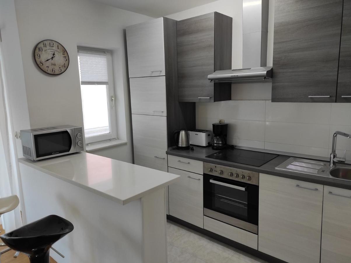 Apartman Eli โรวีน ภายนอก รูปภาพ