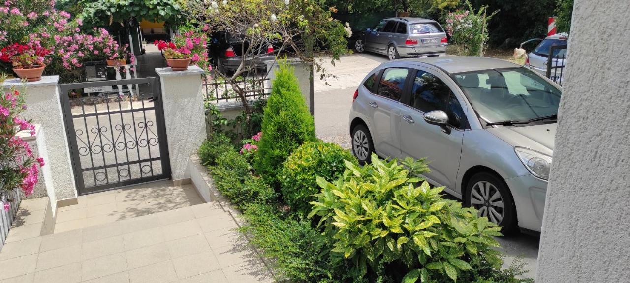 Apartman Eli โรวีน ภายนอก รูปภาพ