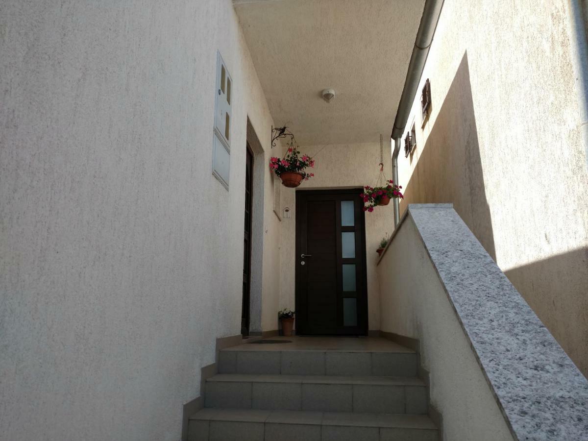 Apartman Eli โรวีน ภายนอก รูปภาพ