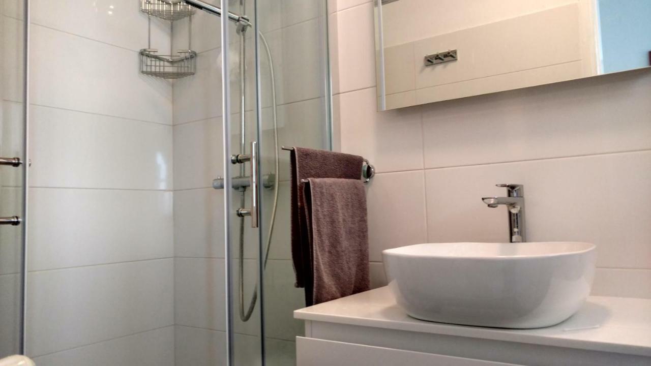 Apartman Eli โรวีน ภายนอก รูปภาพ